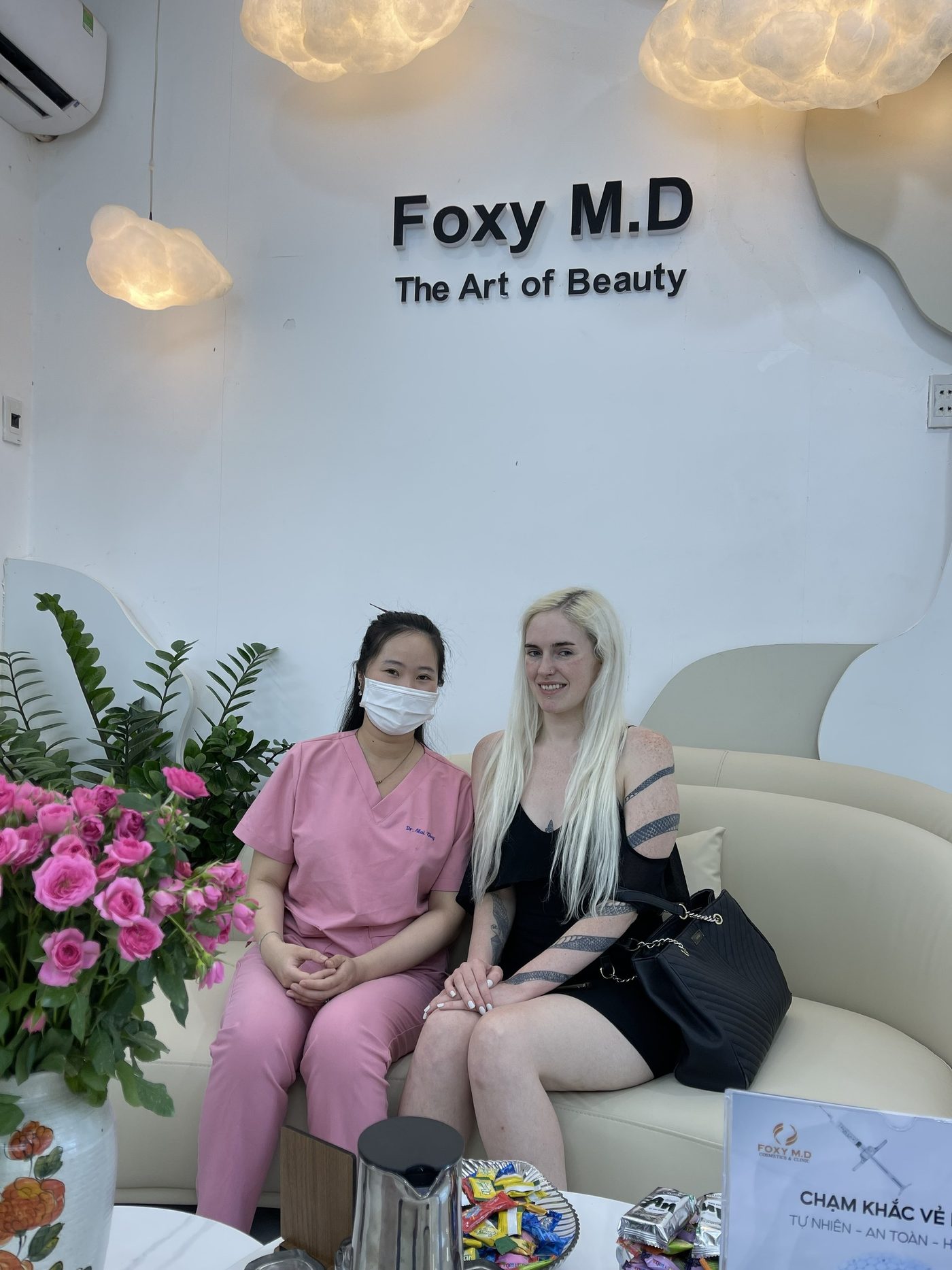 Khách nước ngoài tại Foxy M.D
